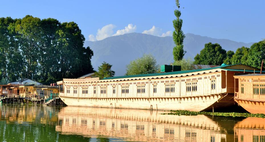 Boktoo Palace Houseboat, Srinagar 1